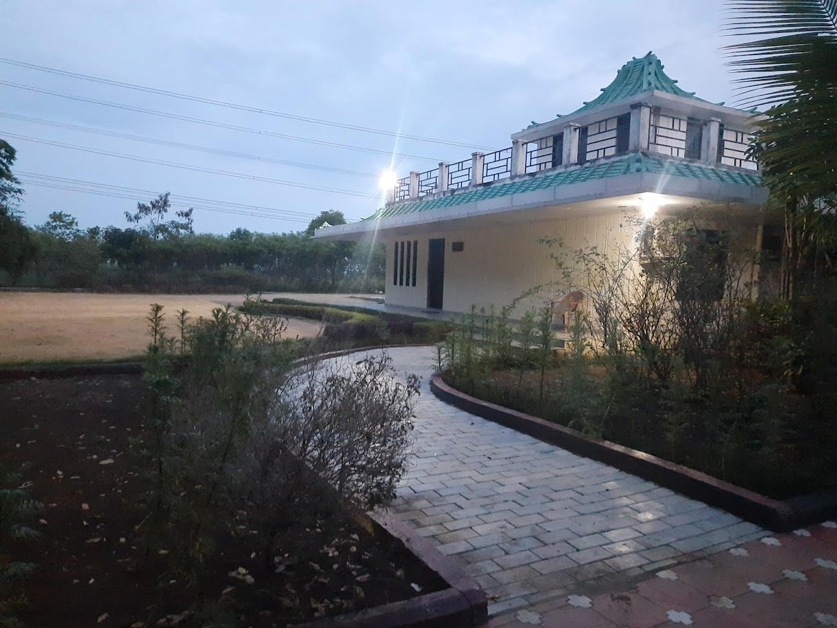 How Managed Farmland Creates Income Without Selling Property